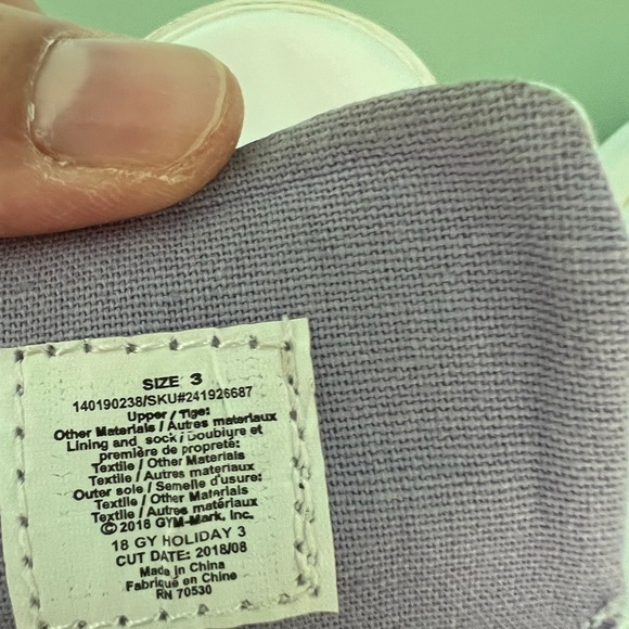 Girls heart sneaker, size 3, Gymboree, great condition - Picture 6 of 6